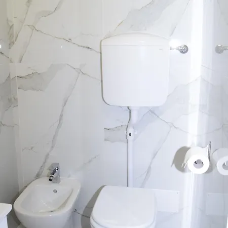 Ca Aisha Train Station Venice Pensjonat