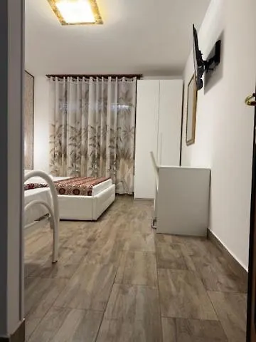 Ca Aisha Train Station Venice מסטרה