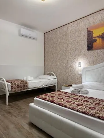 Guest house Ca Aisha Train Station Venice Mestre