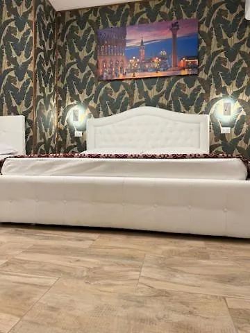 Ca Aisha Train Station Venice בית הארחה 3*